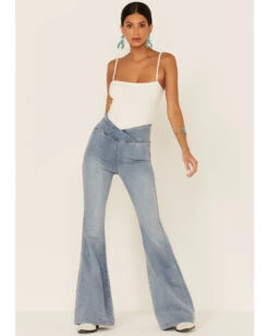 Free People Women's Venice Beach Flare Jeans -Cowgirl Edge Sales 2000348863 400 P1