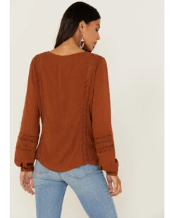 Idyllwind Women's Romance Floral Embroidered Swiss Dot Blouse