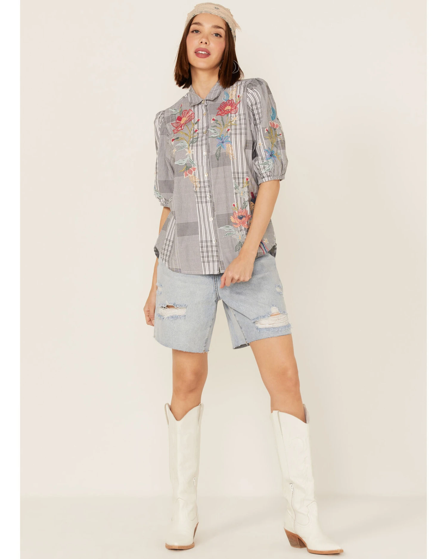 Johnny Was Women's Jordan Lisbon Floral Shirt 3 Johnny Was Women's Jordan Lisbon Floral Shirt - Image 3