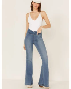 Free People Women's Venice Beach Medium Wash Flare Jeans -Cowgirl Edge Sales 2000372379 400 P1