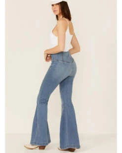 Free People Women's Venice Beach Medium Wash Flare Jeans -Cowgirl Edge Sales 2000372379 400 P3