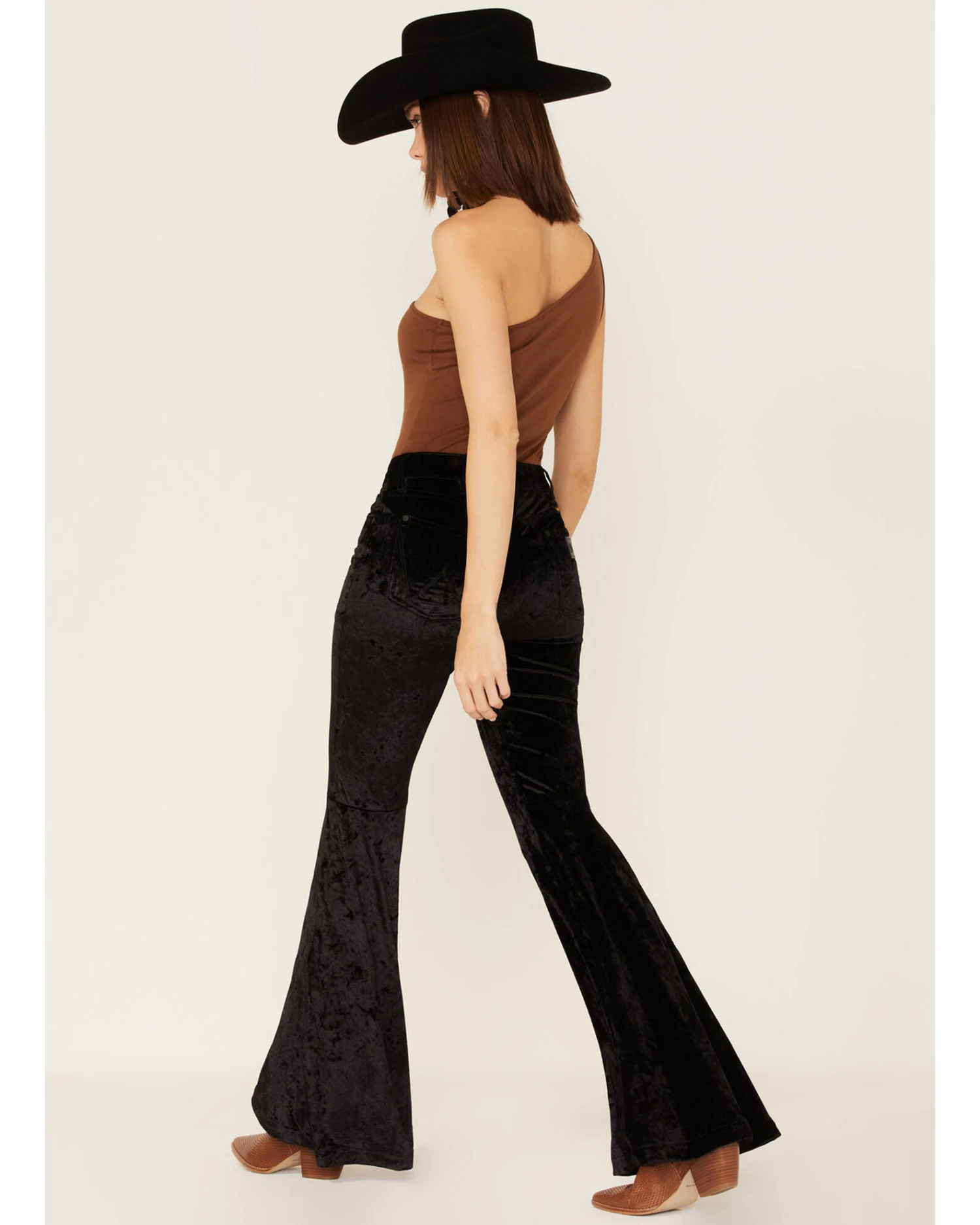 Wrangler Retro Women's Velvet High Rise Trumpet Flare Pants 1 Wrangler Retro Women's Velvet High Rise Trumpet Flare Pants