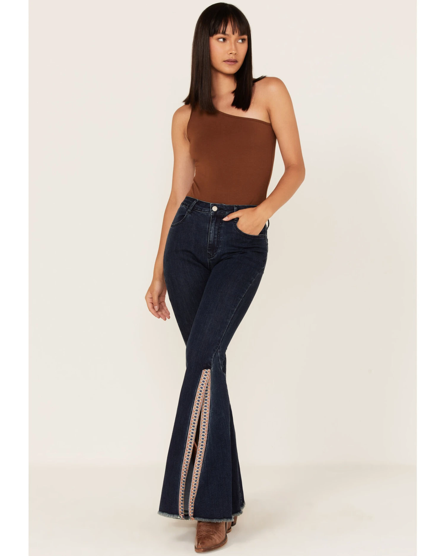 Saints & Hearts Women's Dark Wash High Rise Embroidered Slit Flare Jeans 2 Saints & Hearts Women's Dark Wash High Rise Embroidered Slit Flare Jeans - Image 2