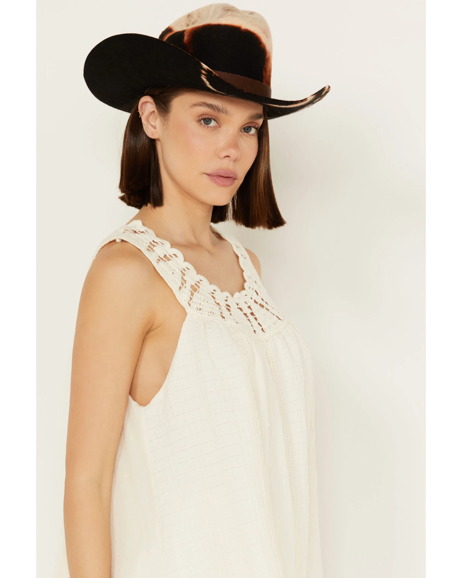 Miss Me Women's Crochet Neck Sleeveless Peasant Top 1 Miss Me Women's Crochet Neck Sleeveless Peasant Top