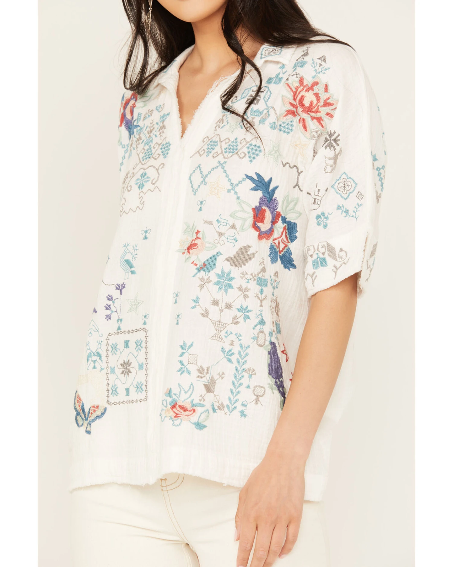 Johnny Was Women's Embroidered Short Sleeve Wodeleah Blouse 2 Johnny Was Women's Embroidered Short Sleeve Wodeleah Blouse - Image 2